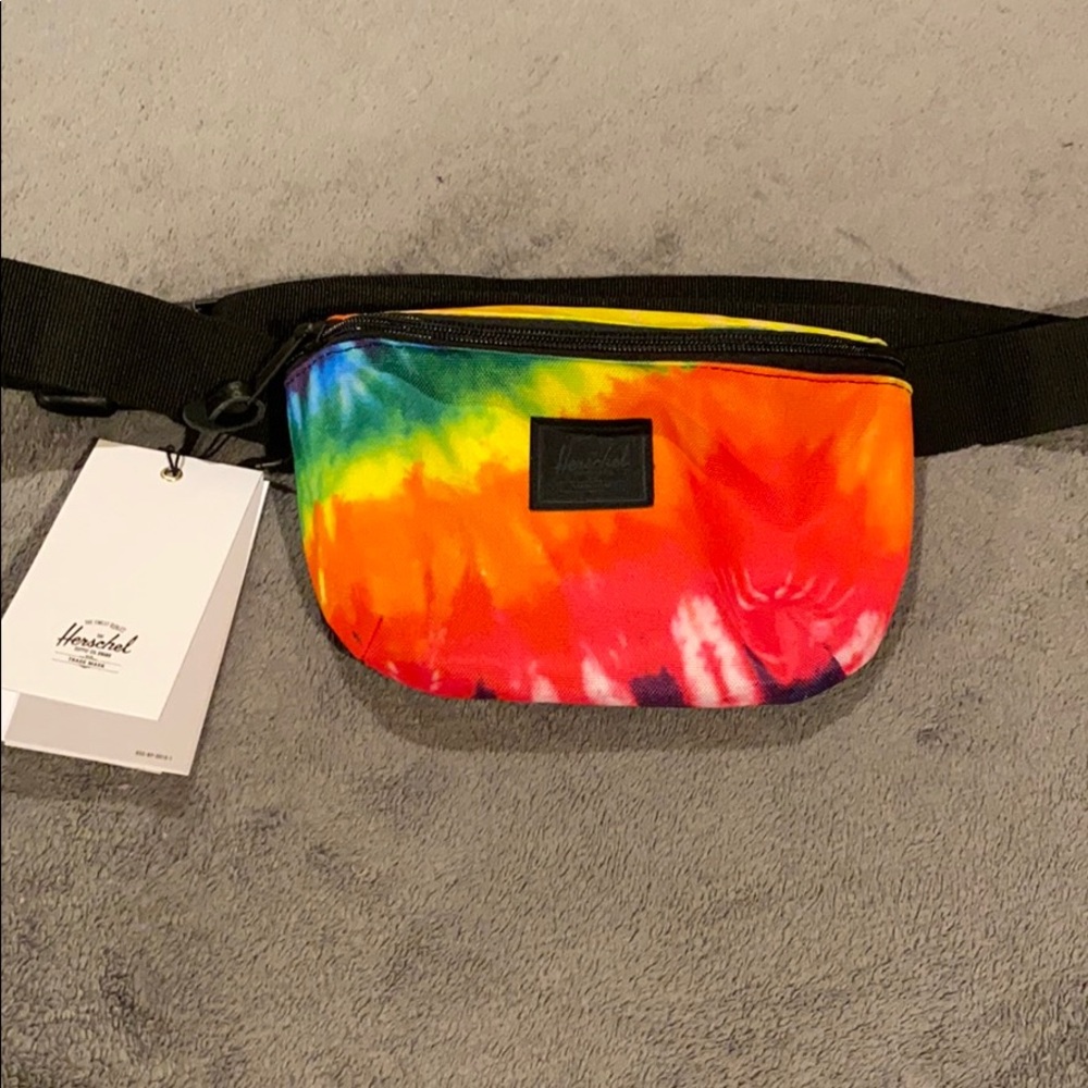 NEW HERSCHEL SUPPLY COMPANY TIE DYE BELT BAG 14
